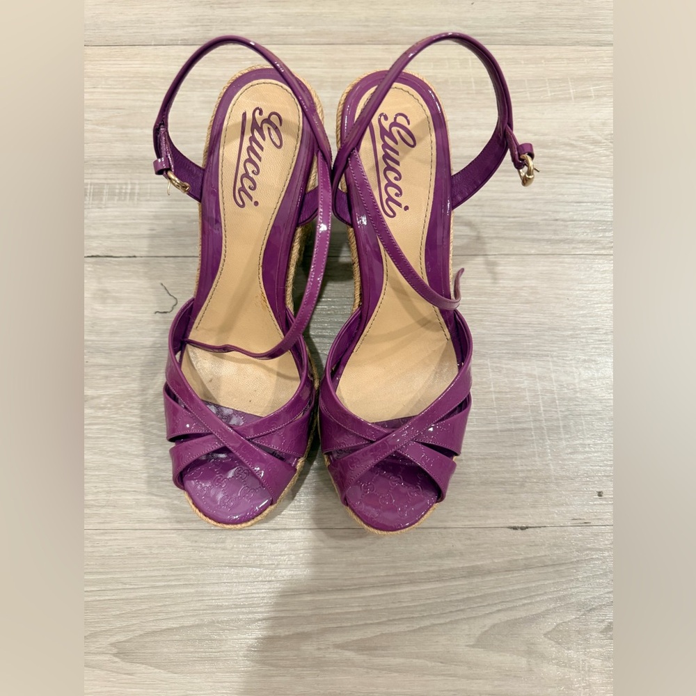 **SOLD**Gucci Wedges Sandals Purple Patent Leather